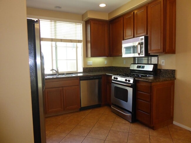 Photo - Conveniently located 3 BR, 3 Bath townhome in Coronado Ranch, close to everything.
