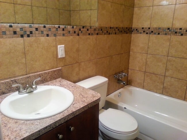 Photo - 1713 Shady Ln