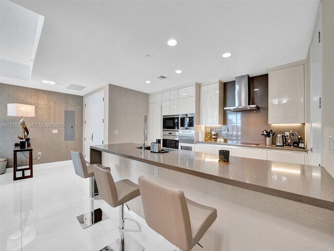 Photo - 17475 Collins Ave Unidad 503