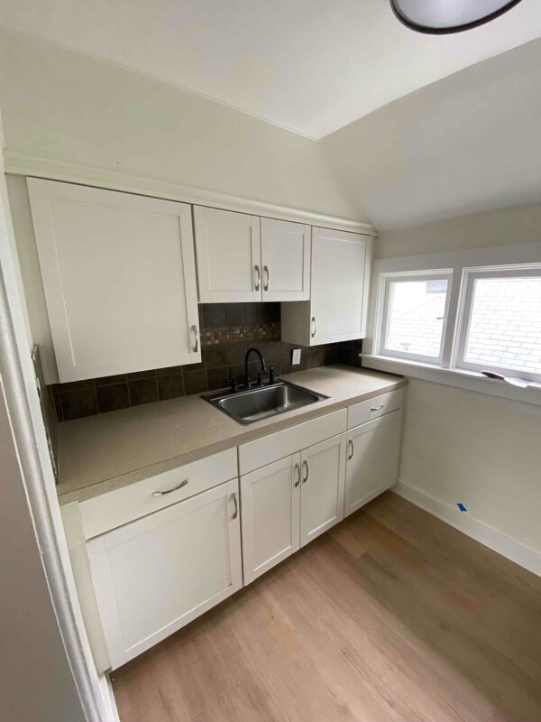 Photo - 961 Douglas St NW Unidad 2