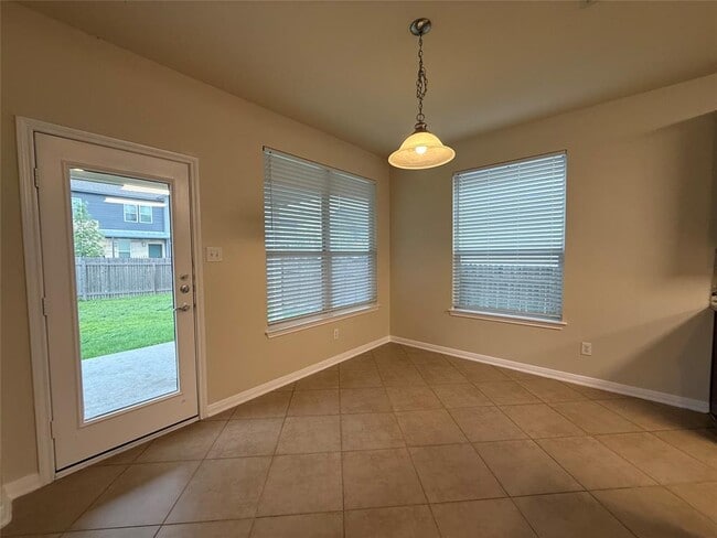 Photo - 1209 Laurel Oak Trail