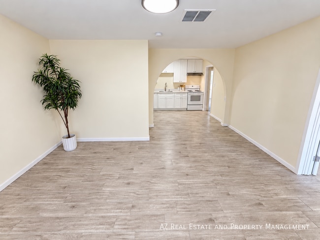 Photo - 6518 N 61st Dr