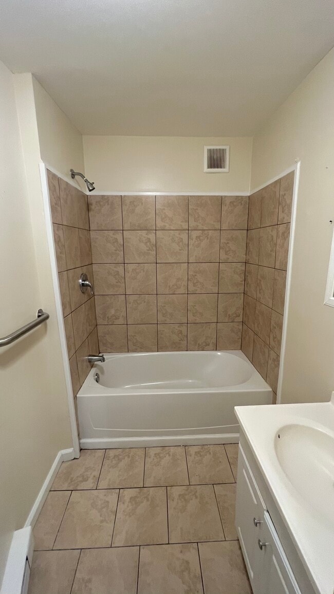 Photo - 161 S Main St Unit 3W