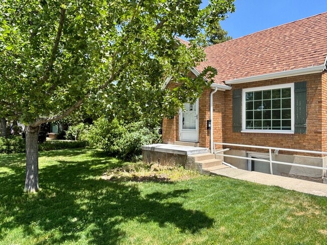 Building Photo - 3671 S 2300 E Unit A