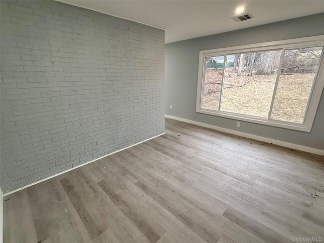 Photo - 51 Wileman Ave