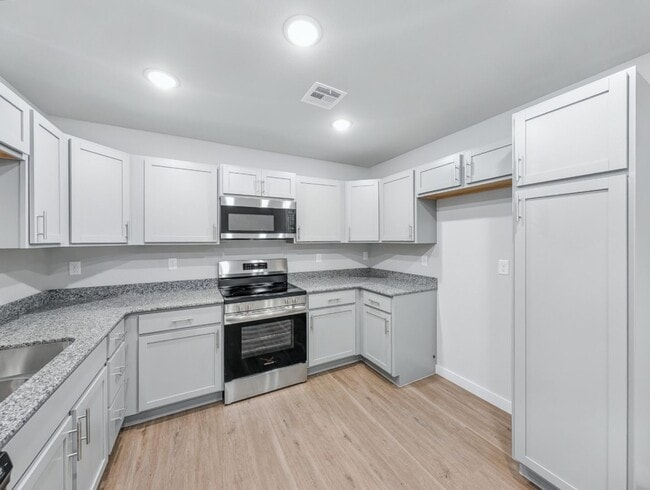 Photo - New Construction Rental in Bentonville School District