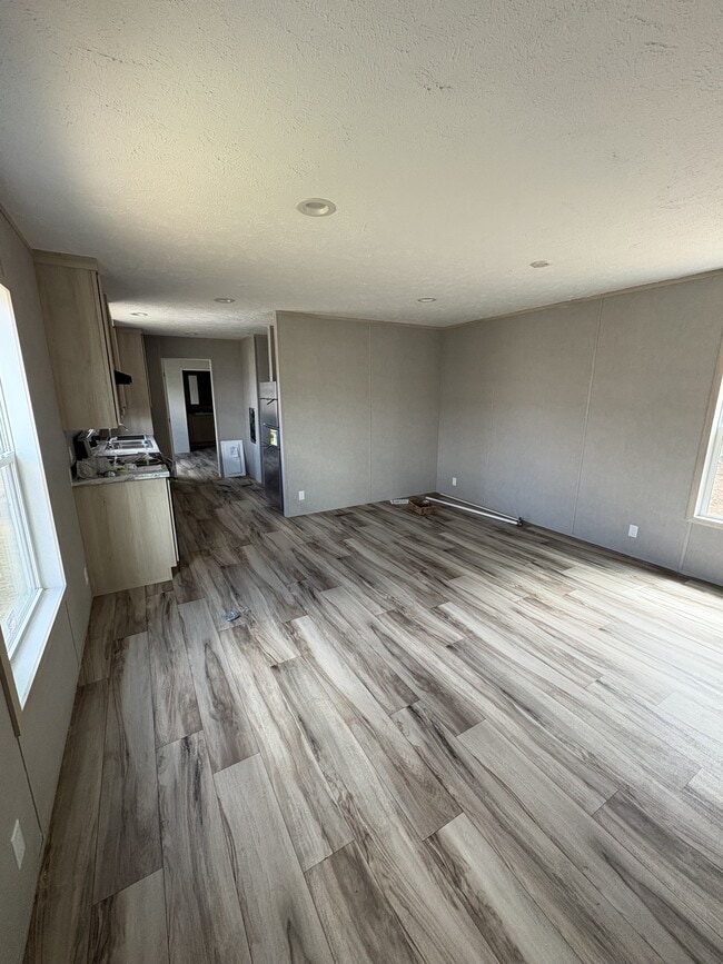 Photo - 201 Addison St