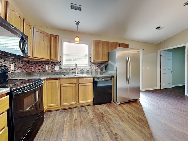 Photo - 617 Drakewood Rd