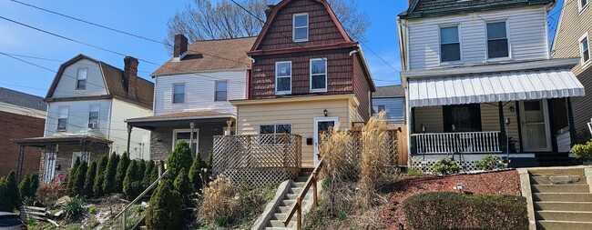 Photo - 732 Boggs Ave