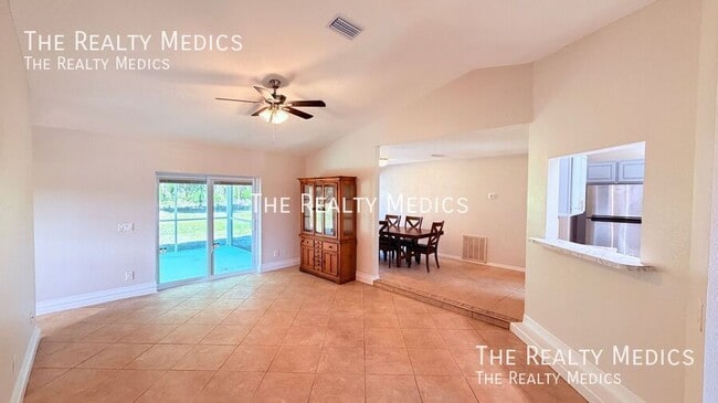 Photo - 20515 Macon Pkwy