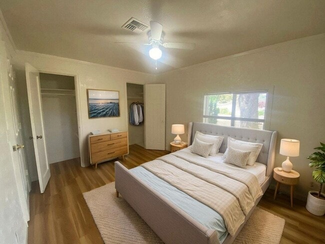 Photo - 310 Gregory Dr