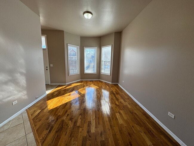 Photo - 5612 S Morgan St Unit 5612 # 1