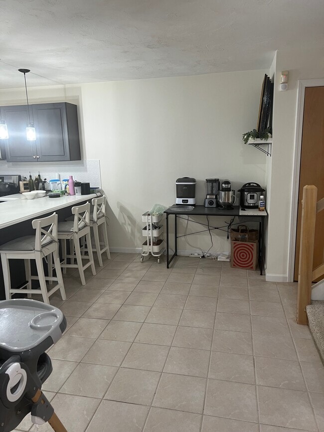 Photo - 411 Captain Eames Cir