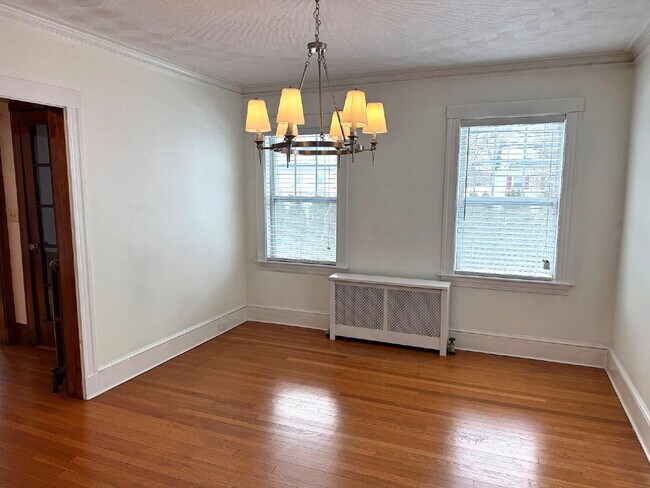 Spacious 3-Bedroom Haven in prime Milton neighborhood!