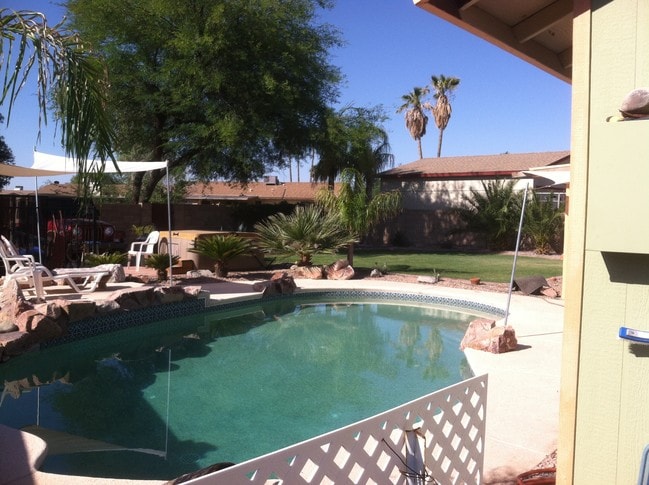 Photo - 465 E Providence Dr