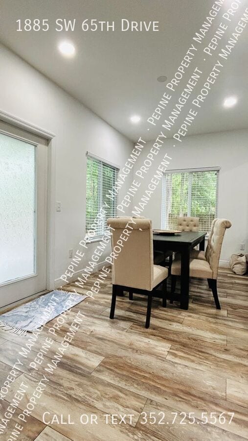 Photo - 1885 SW 65th Dr