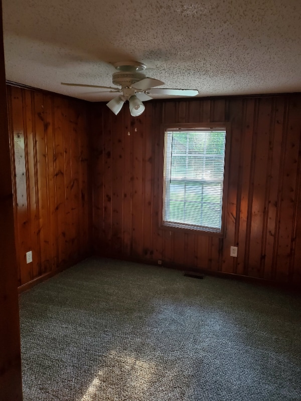 Photo - 301 Circle Dr