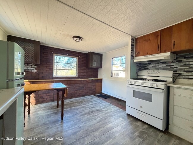 Photo - 384 Glenerie Blvd