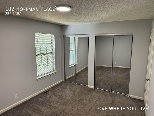 Photo - 102 Hoffman Pl