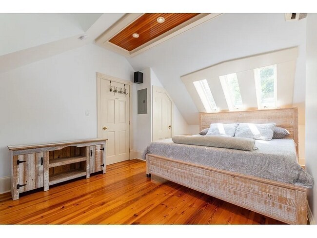 Photo - 35 Grandview Ave Unit #Ph