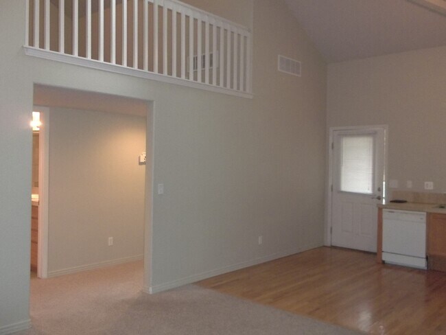 Photo - 105 S Taft Hill Rd Unit 104