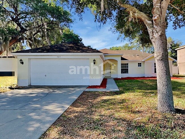Photo - 705 Paddington Pl House