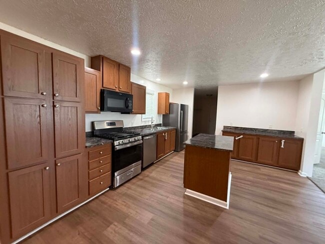 Photo - 1236 N Oaklane Rd