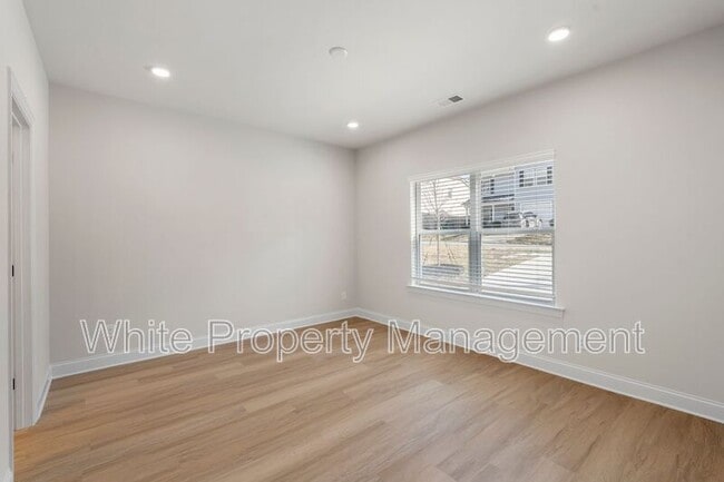 Photo - 7805 Shadow Lawn Rd