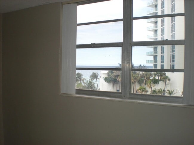 Photo - 3901 S Ocean Dr Unidad 5-O