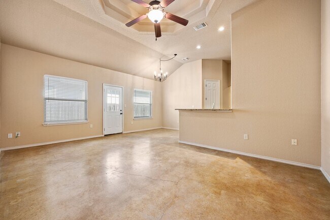 Photo - Nice 3 Bedroom Duplex located in New Braunfels!