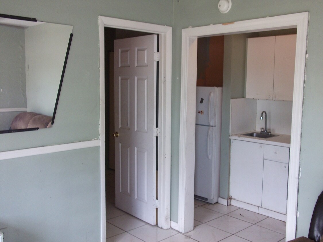 Photo - 410 NW 36th St (Miami, FL)