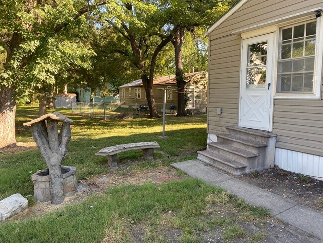 Photo - 710-712 W 1st Unidad 712