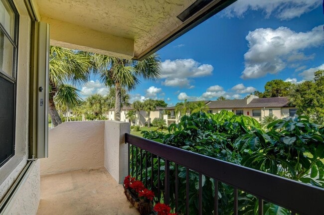 Photo - 7911 Eastlake Dr Unidad 6H