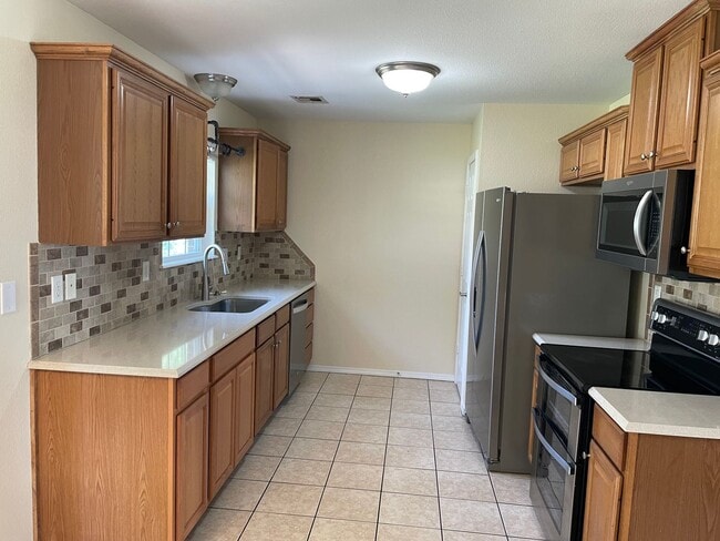 Photo - 511 Brookfield Dr