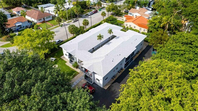 Photo - 465 NE 59th St Apartamento Unidad 28