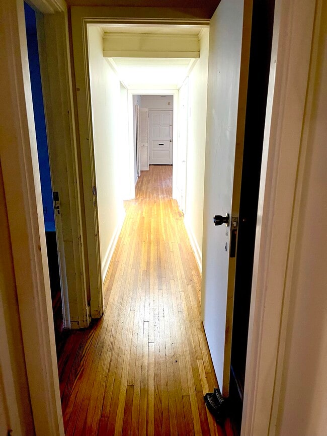 Photo - 182 S Holmes St