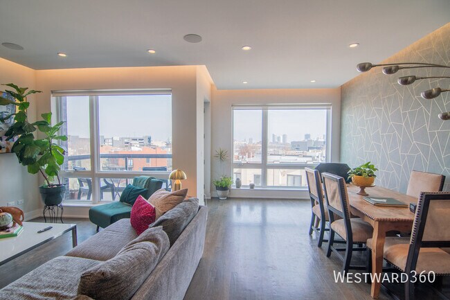 Photo - 880 N Milwaukee Ave Unit 2S