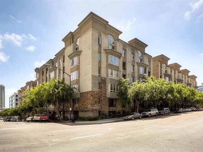 Building Photo - Downtown San Diego Urban Oasis – Available... Unit 3312