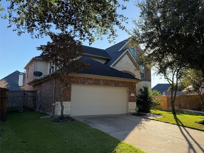 Photo - 28015 Silverstream Ct