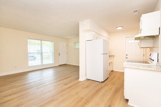 4718 Arrowhead Trail