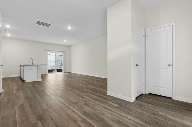 Photo - 713 Wild Duck Ln