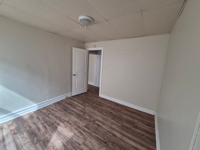 Photo - 915 Tilghman St Unit 4  915 Tilghman Towers
