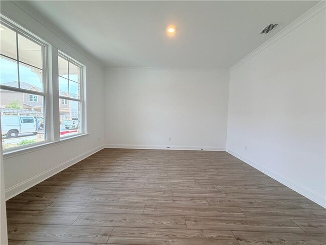 Photo - 2145 The Ln NE