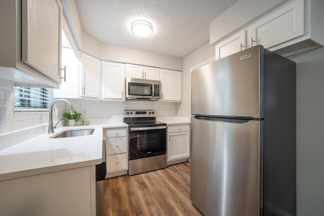 3136 Griggsview Ct