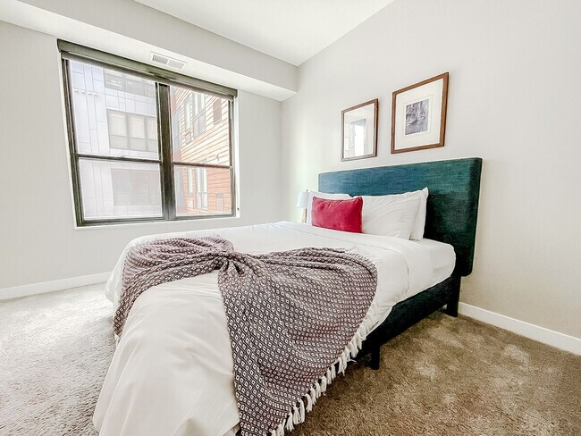 Photo - 1400 Walnut St Unit ID1036793P