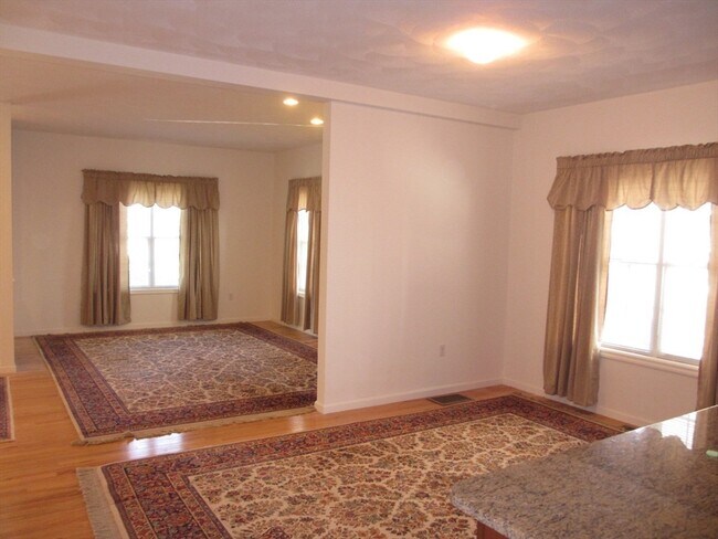 Photo - 2 Blue Jay Cir