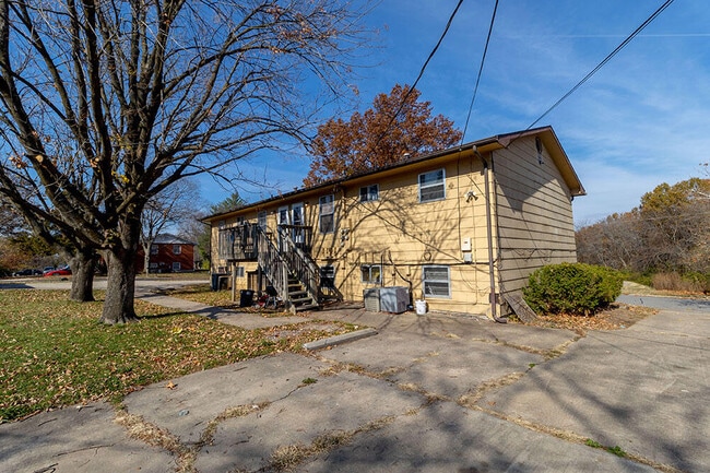 Photo - 2904 Leeway Dr