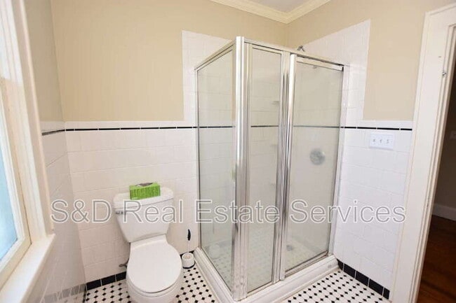Photo - 709 1/2 Park Hill Ave.