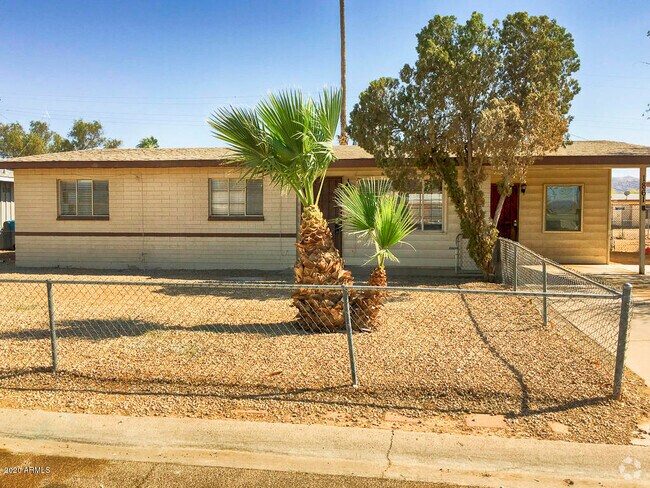 Building Photo - 1861 E Mobile Ln Rental