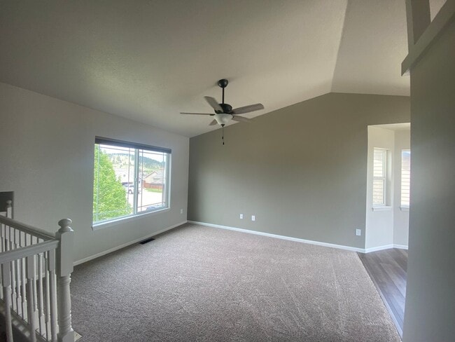 Photo - 6587 Cambridge Pl